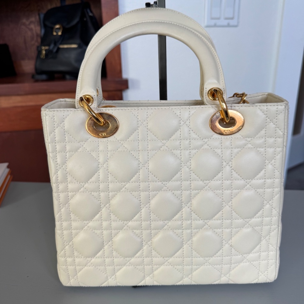 Christian Dior Medium Lady Dior - Cream Lambskin - Picture 2 of 11